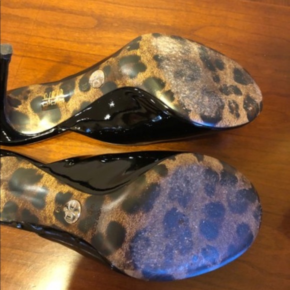 Shoes - Picture 4 of 6